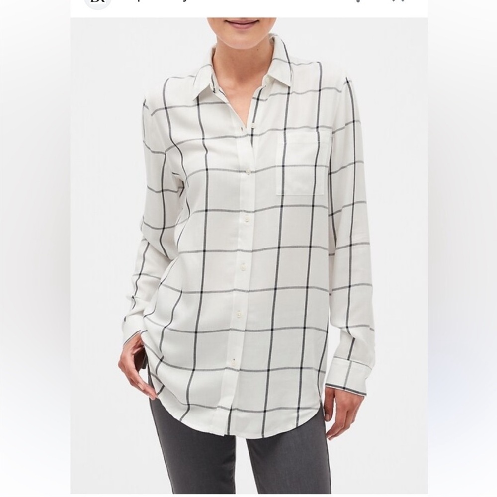 Banana Republic Checkered Button Down Top